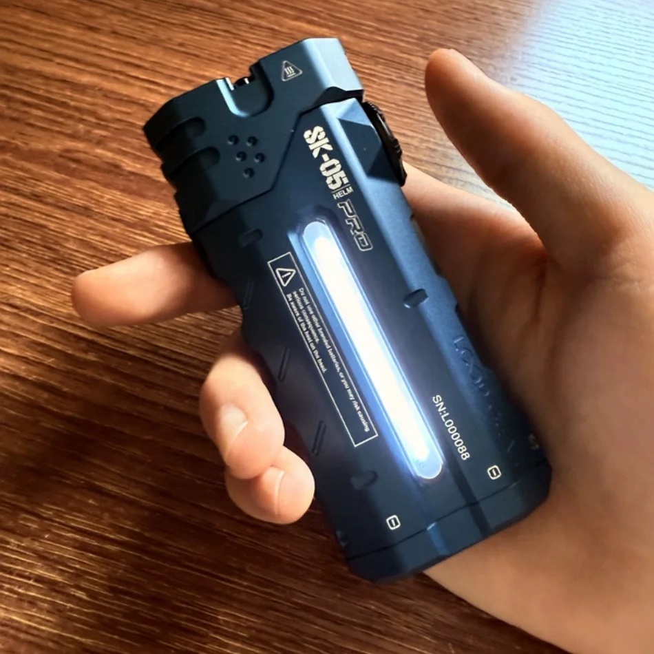Powerful Flat LED Flashlight 4 - Power Bank recension och pris